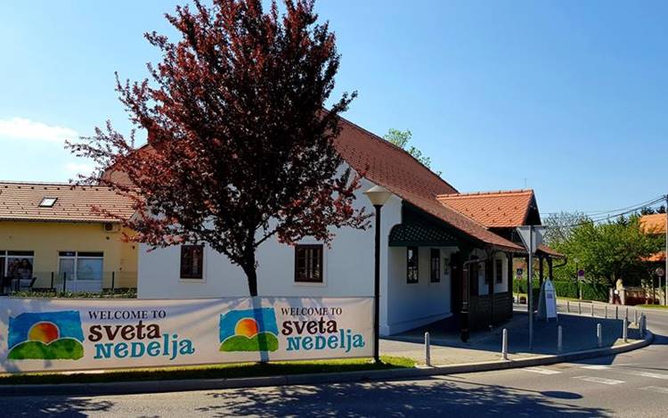/storage/upload/clanci/centra_za_posjetitelje_u_svetoj_nedelji_9851.jpg