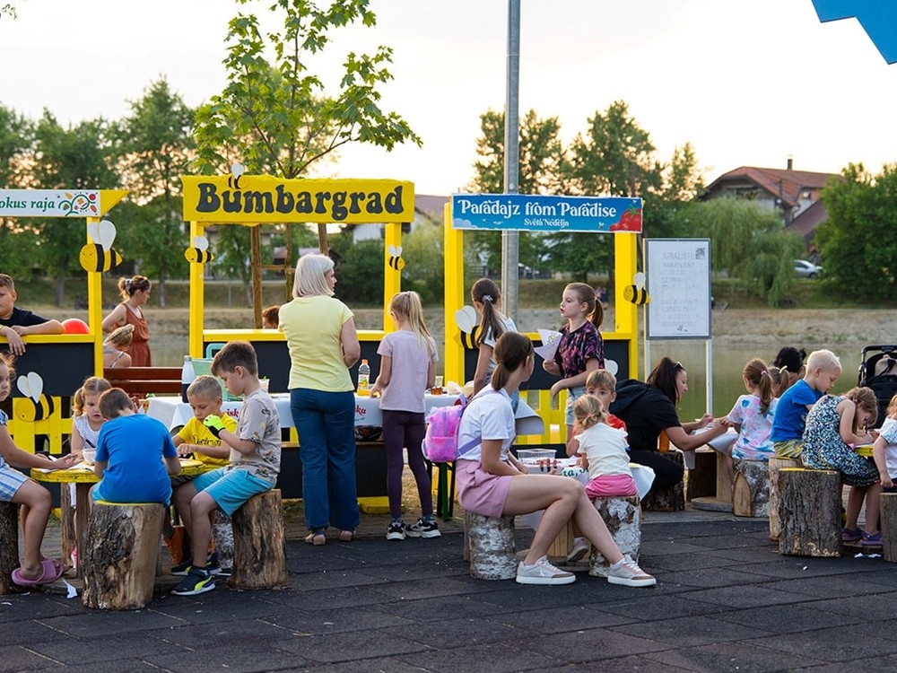 Paradajz from Paradise