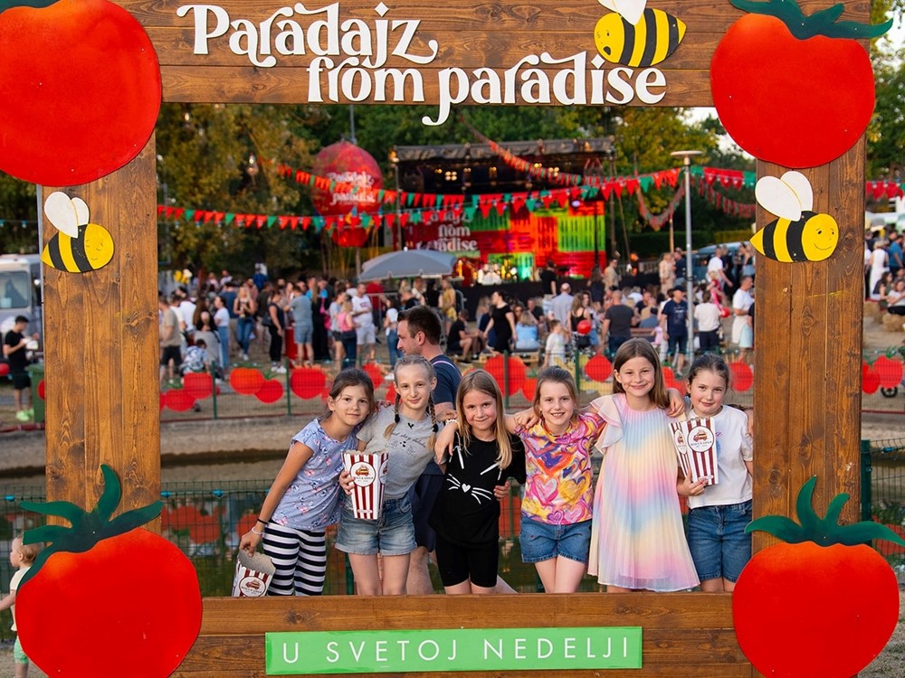 Paradajz from Paradise