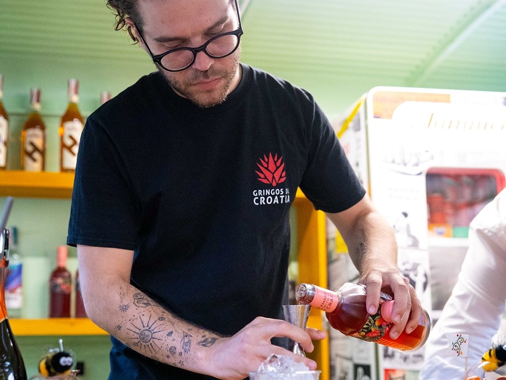 Paradajz from Paradise