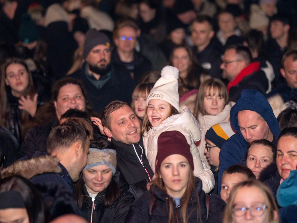 Nezaboravno otvorenje Zimskih cajta uz koncert Gršeta!