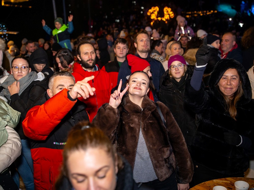 Nezaboravno otvorenje Zimskih cajta uz koncert Gršeta!