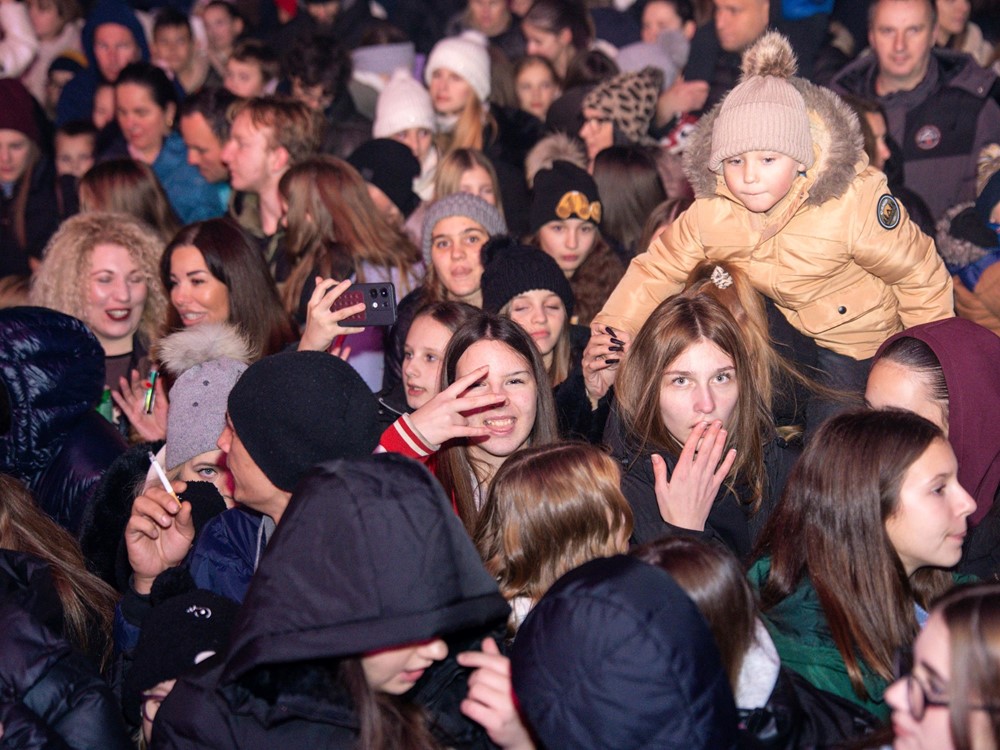 Nezaboravno otvorenje Zimskih cajta uz koncert Gršeta!