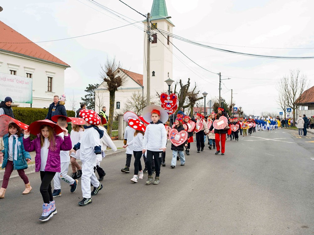Svetonedeljski fašnik pretvorio grad u pozornicu mašte i veselja