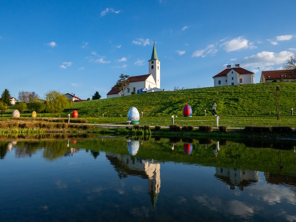 Uskrsna čarolija u parku - slavimo 10 godina izložbe Radost Uskrsa u Svetoj Nedelji