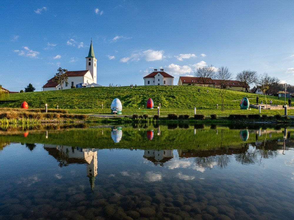 Uskrsna čarolija u parku - slavimo 10 godina izložbe Radost Uskrsa u Svetoj Nedelji