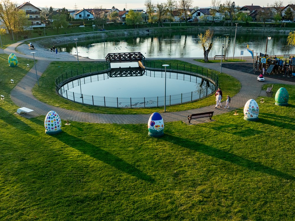 Uskrsna čarolija u parku - slavimo 10 godina izložbe Radost Uskrsa u Svetoj Nedelji