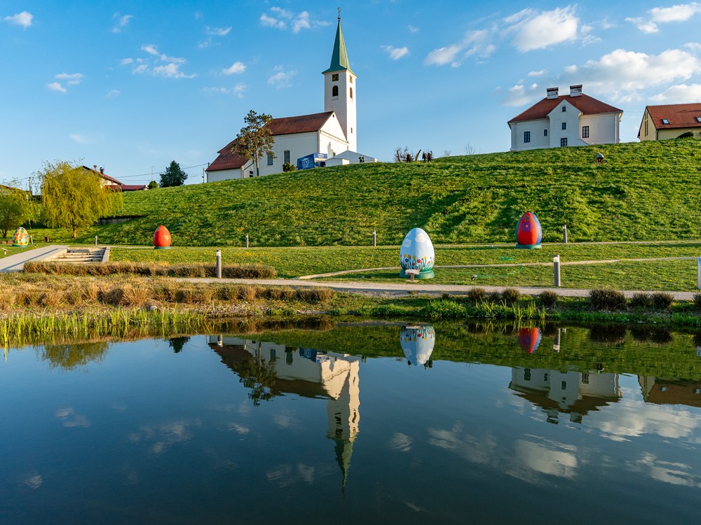 Uskrsna čarolija u parku - slavimo 10 godina izložbe Radost Uskrsa u Svetoj Nedelji