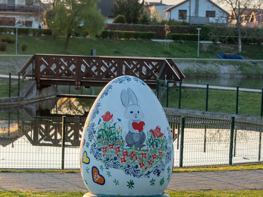 Uskrsna čarolija u parku - slavimo 10 godina izložbe Radost Uskrsa u Svetoj Nedelji